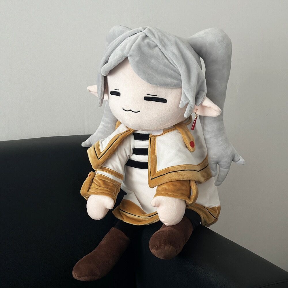 75cm Frieren Plush At The Fune - Frieren Anime Merchandise recension och pris
