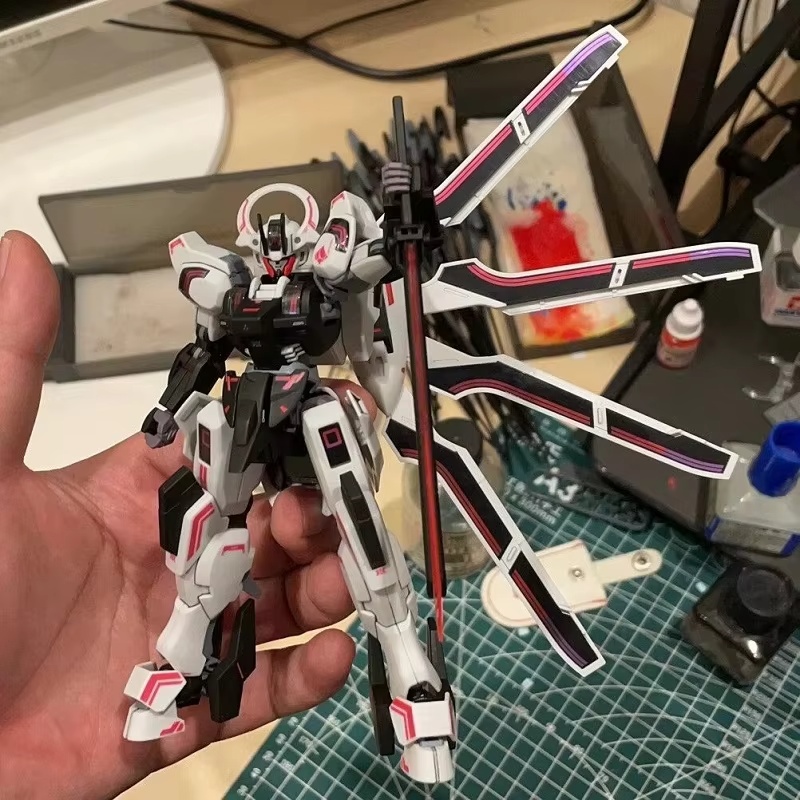 HG 1/144 Schwarzette The Witch - Bandai Gundam Rg recension och pris